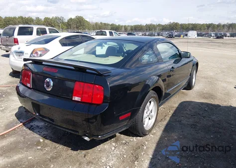 2007 Ford Mustang Gt Deluxe/Gt Premium из США, поврежденный, VIN 1ZVFT82H375261488